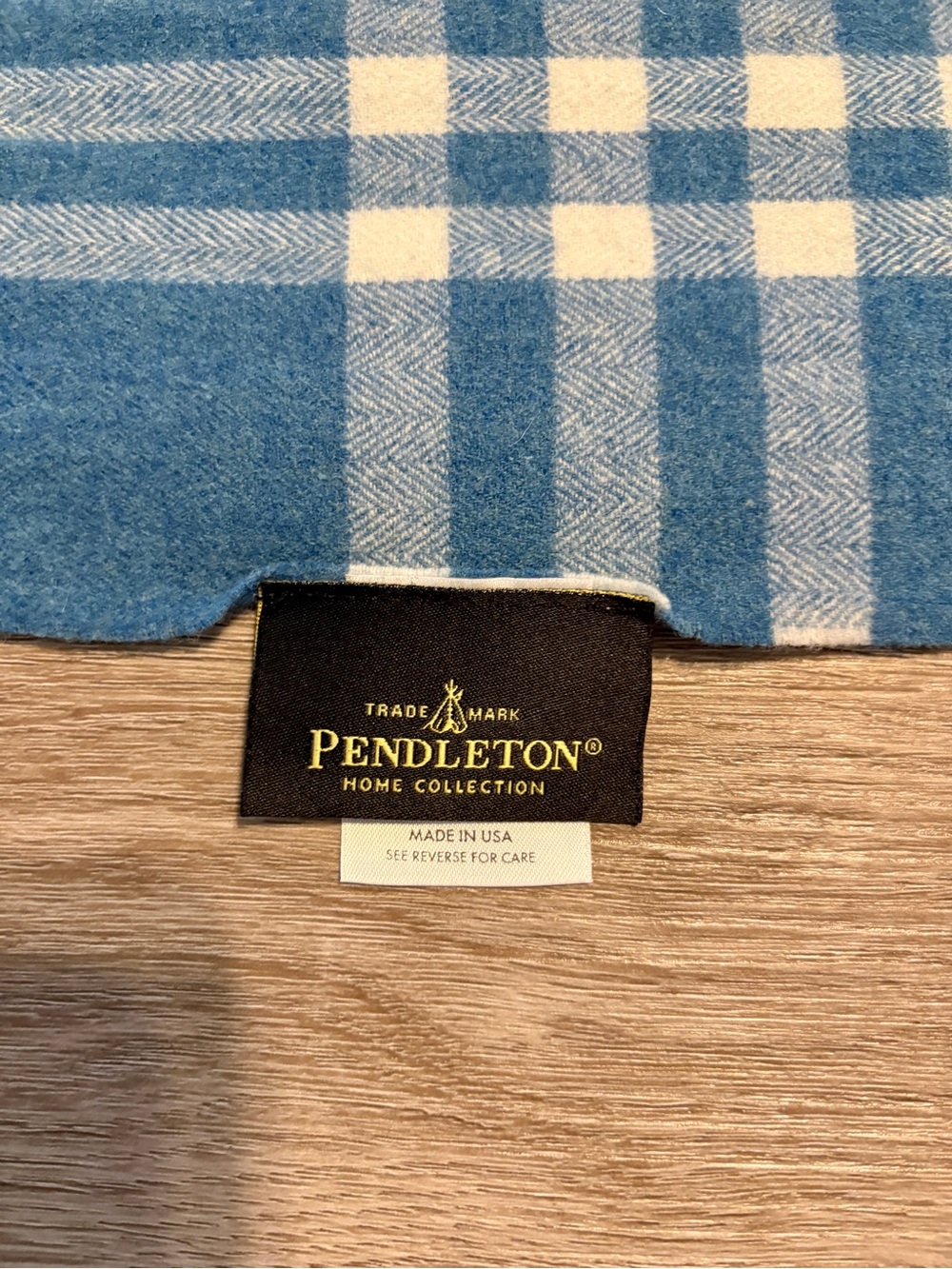 Pendleton Throw - Picture 2 of 3